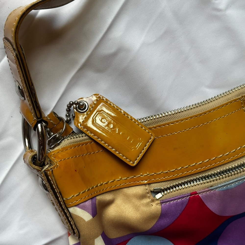 Vintage Coach Multicolor Shoulder Bag - Picture 8 of 11